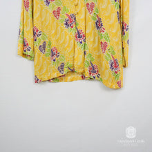 Load image into Gallery viewer, Blouse Batik Bogor Motif Tilu Sauyunan
