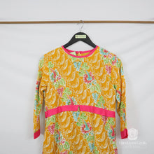 Load image into Gallery viewer, Gamis Batik Bogor Motif Tilu Sauyunan
