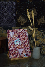 Load image into Gallery viewer, Batik Bogor Motif Tilu Sauyunan

