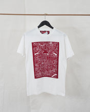 Load image into Gallery viewer, T-shirt Batik Doodle - J1
